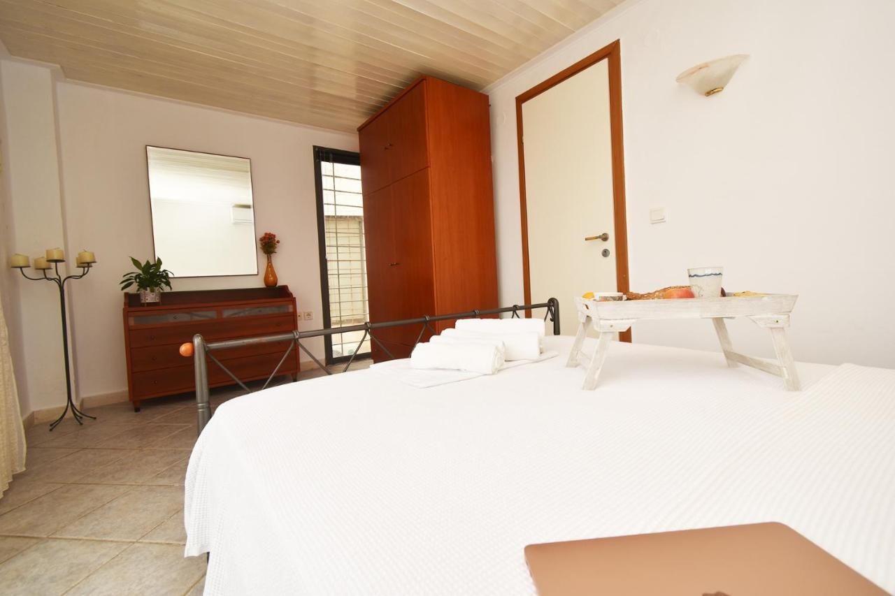 Olia Sea View Shared Pool Villa, Néa Fókaia Exterior foto