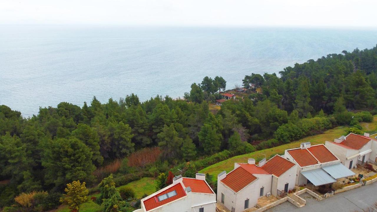 Olia Sea View Shared Pool Villa, Néa Fókaia Exterior foto